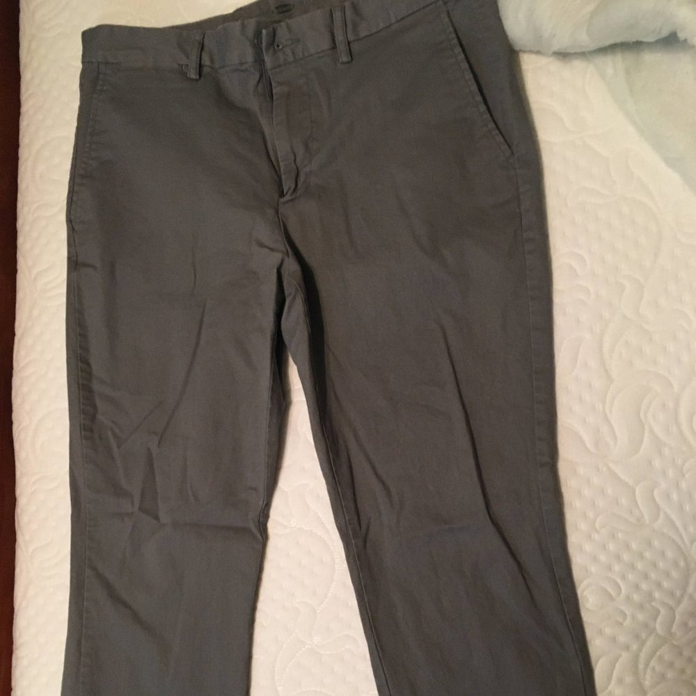 Old Navy Straight Leg Gray Pants